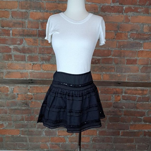 Guess Tiered Skirt Black Sequins Beads Velvet Detail Mini Size 26 - Picture 2 of 8